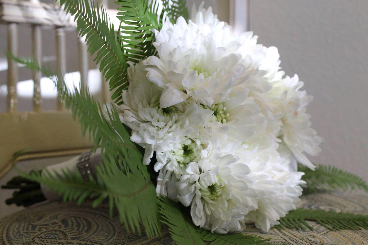 530 Mum White Bridal White - View 7 from www redcrocus com