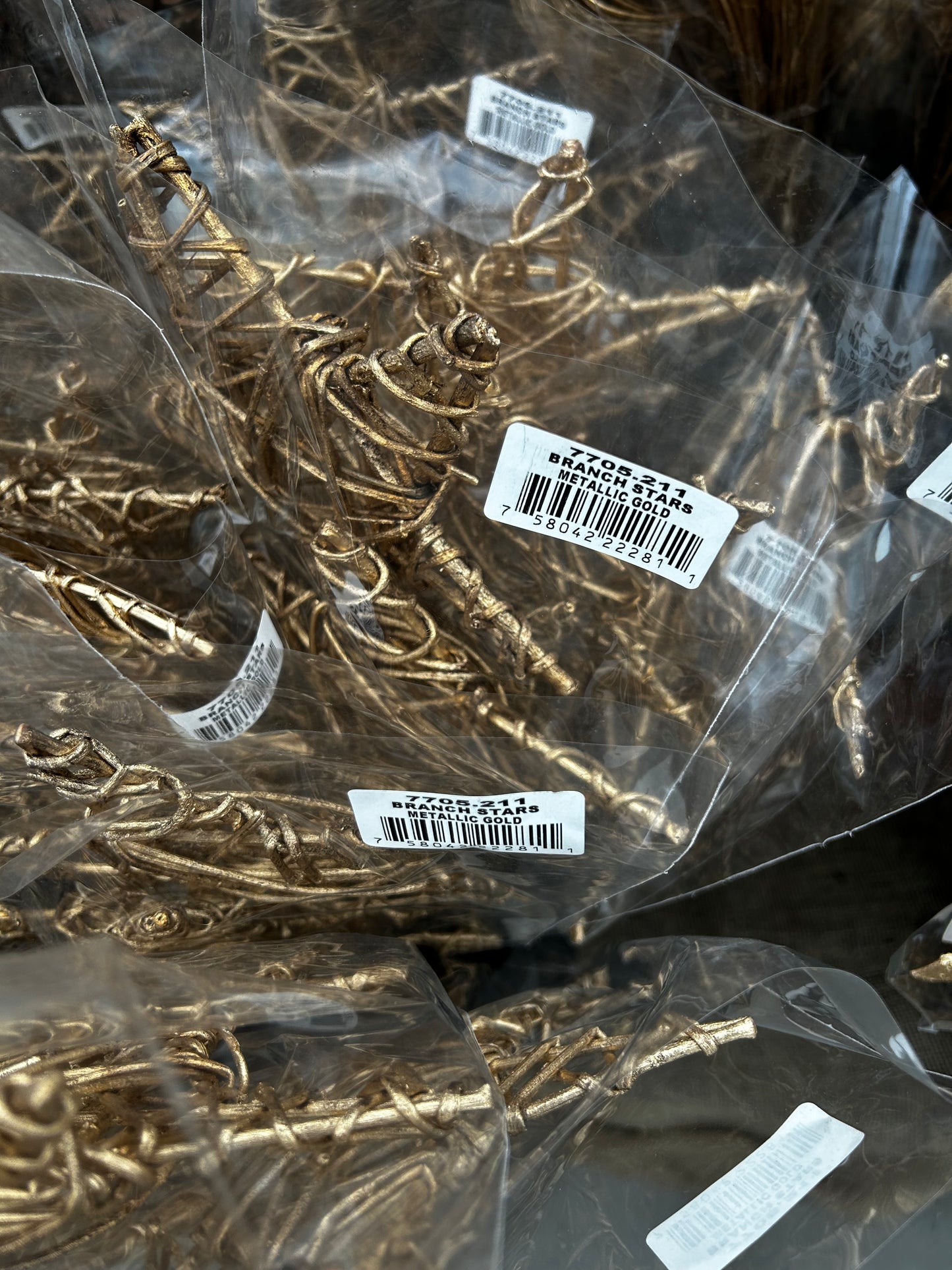 Accents, Branch Star, Gold Metallic (XMNP625) Each