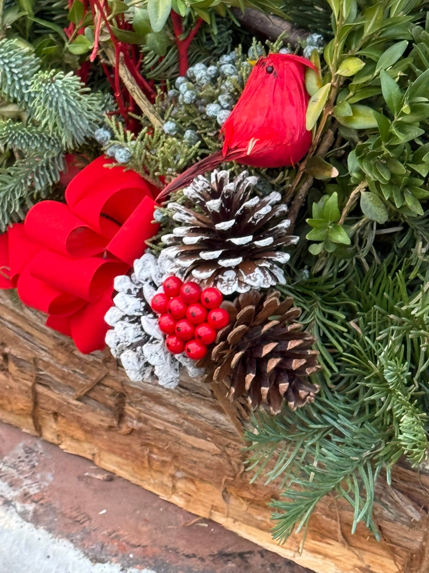 Cedar Log, Large, Decorated Basket (Each)