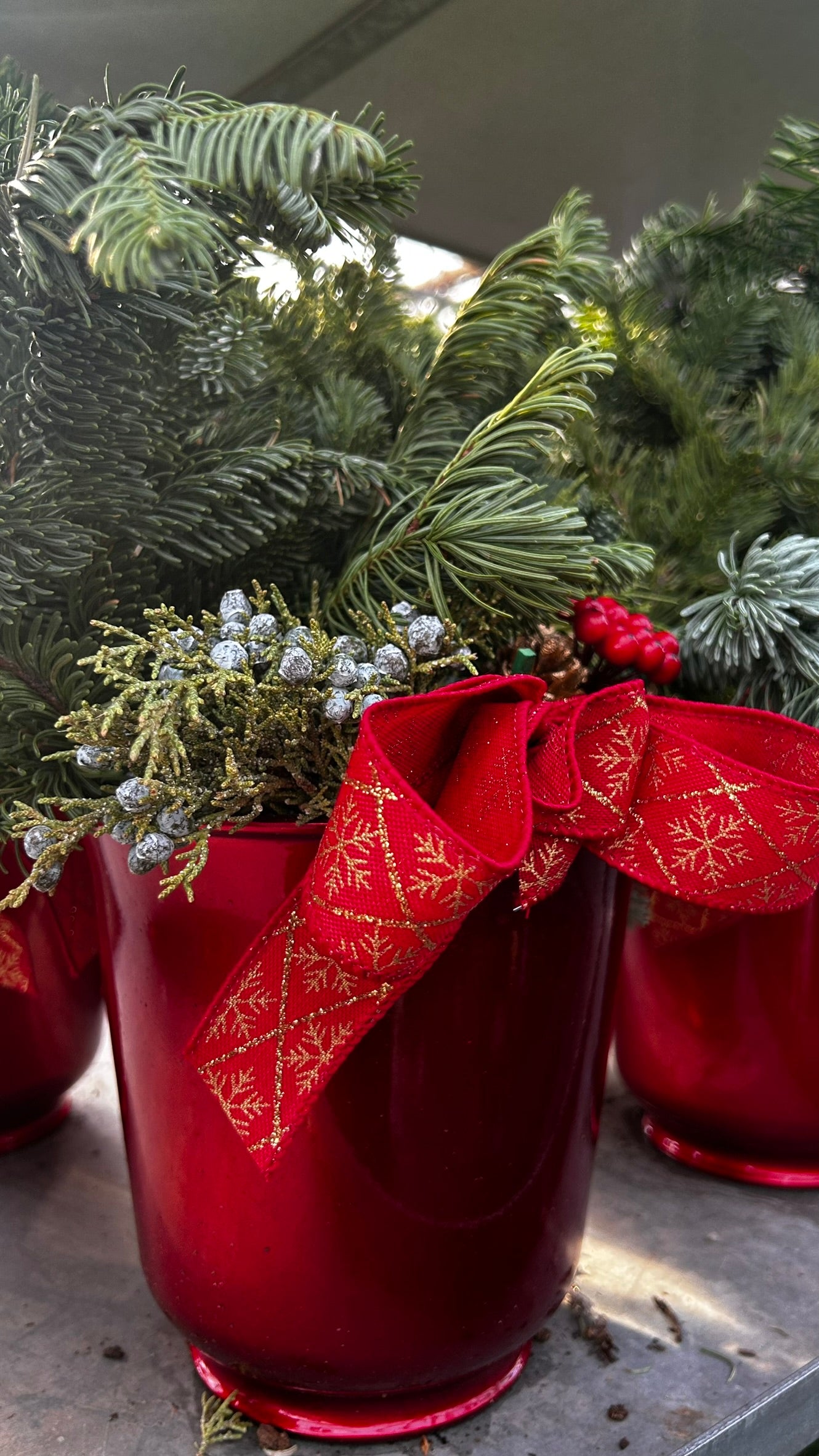 Planter, 8" Florence Urn (Each)