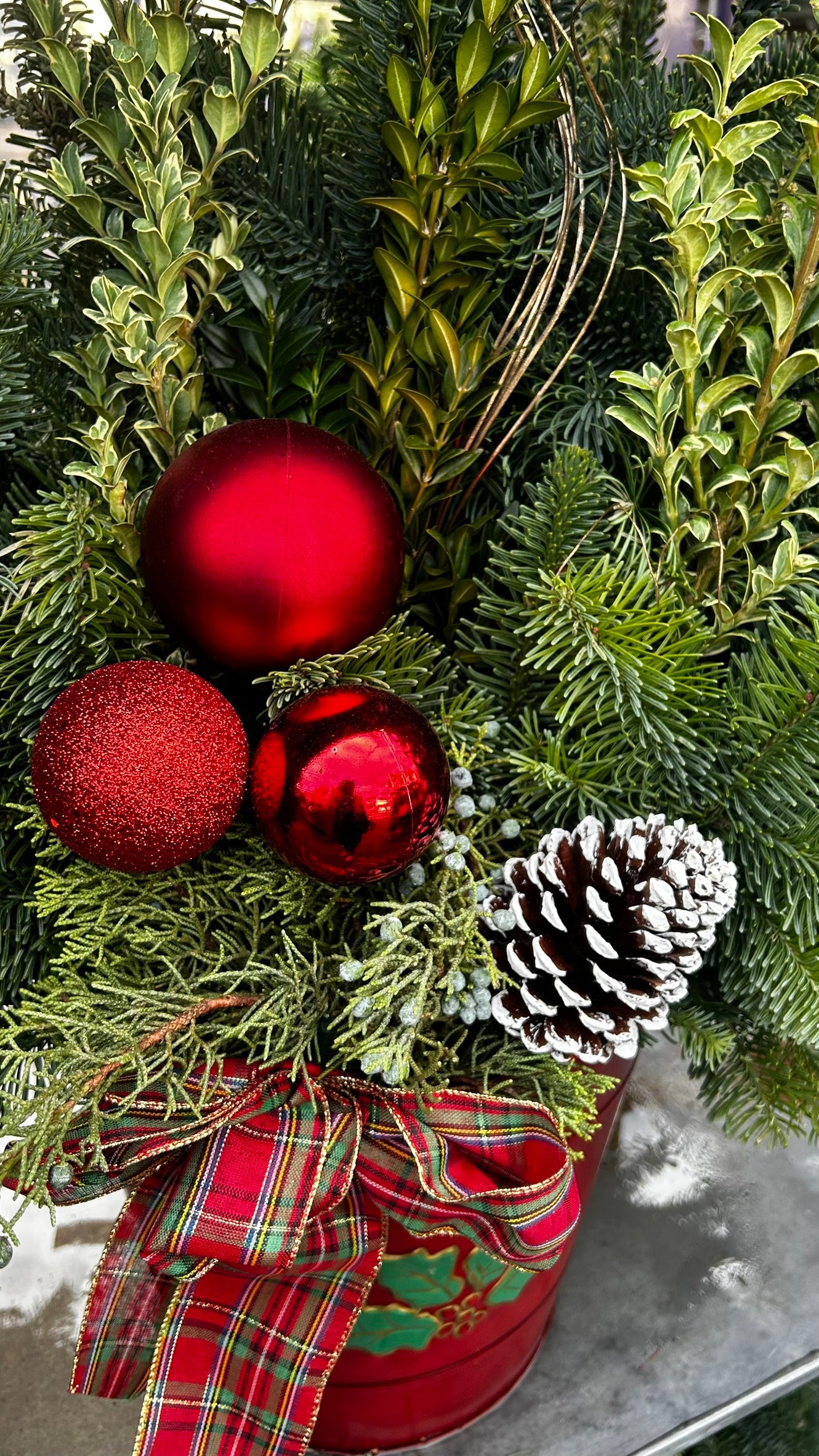 Planter, 12" Decorative Tin, Red Planter (Each)