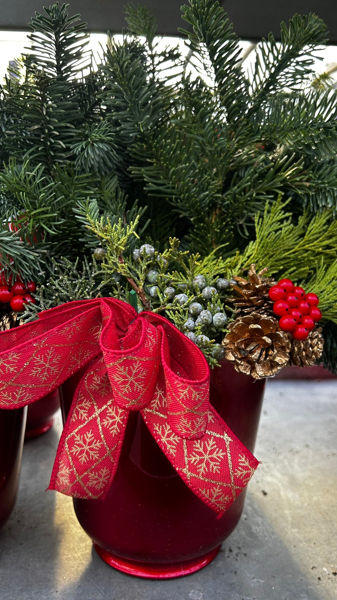 Planter, 8" Florence Urn (Each)