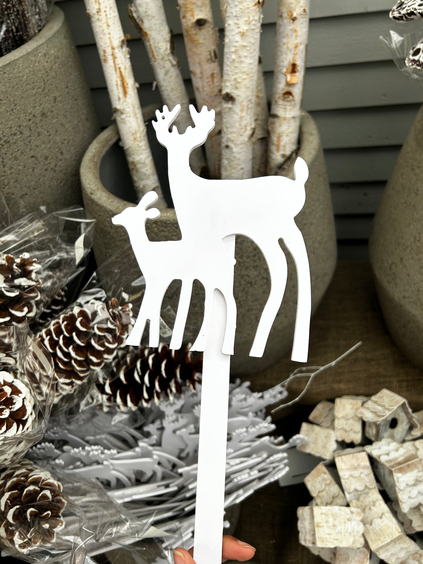 Accents, Reindeer White, 12" pick (XMNP700) Each