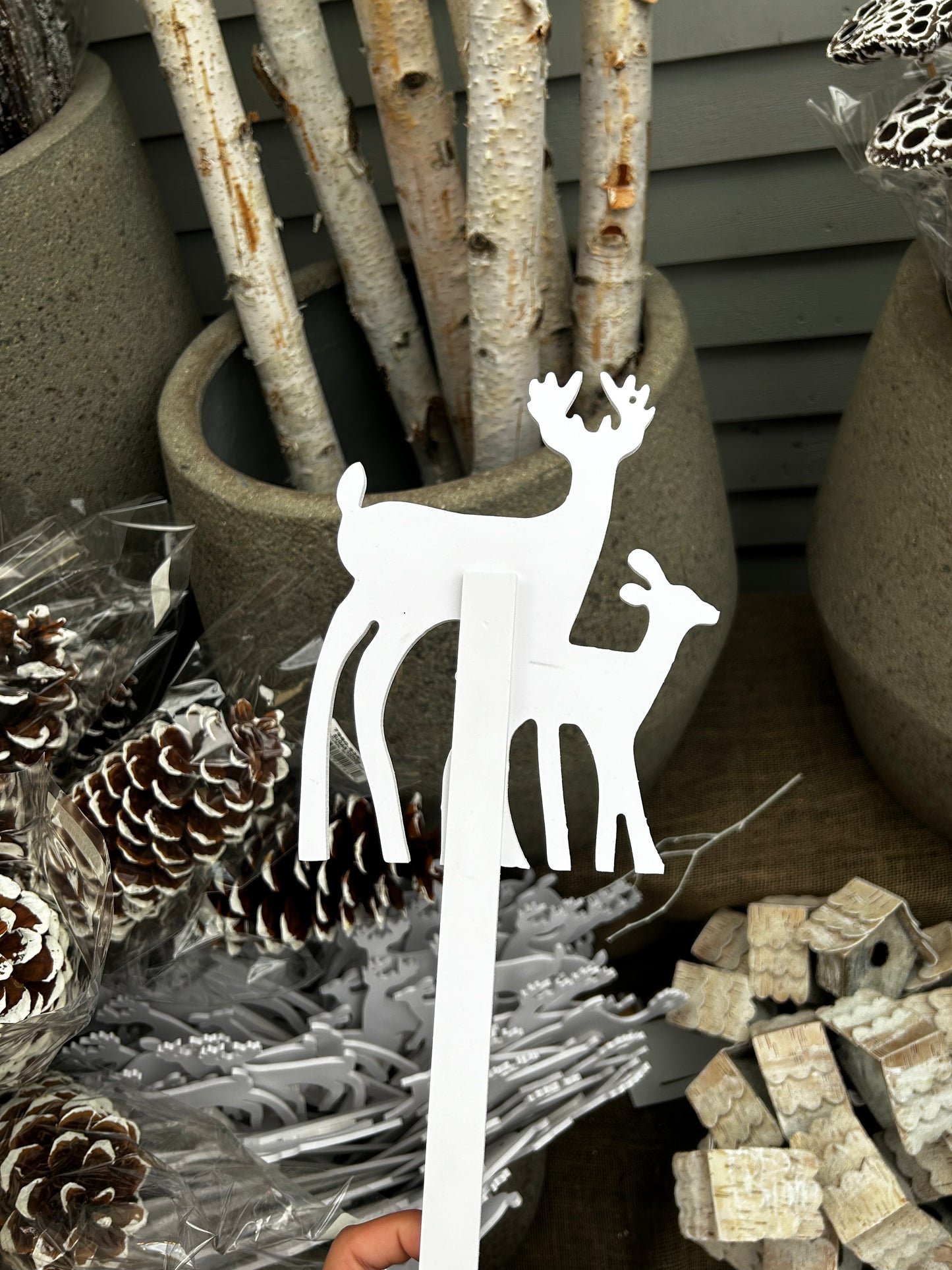 Accents, Reindeer White, 12" pick (XMNP700) Each