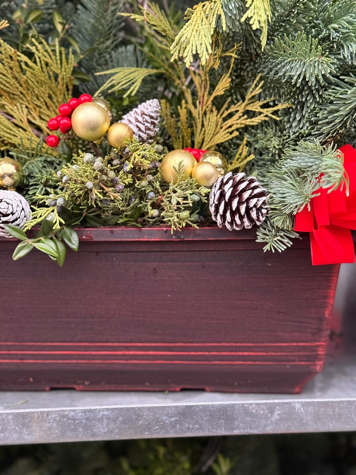 Planter, 15" Leonardo Window Box Window Box (Each)