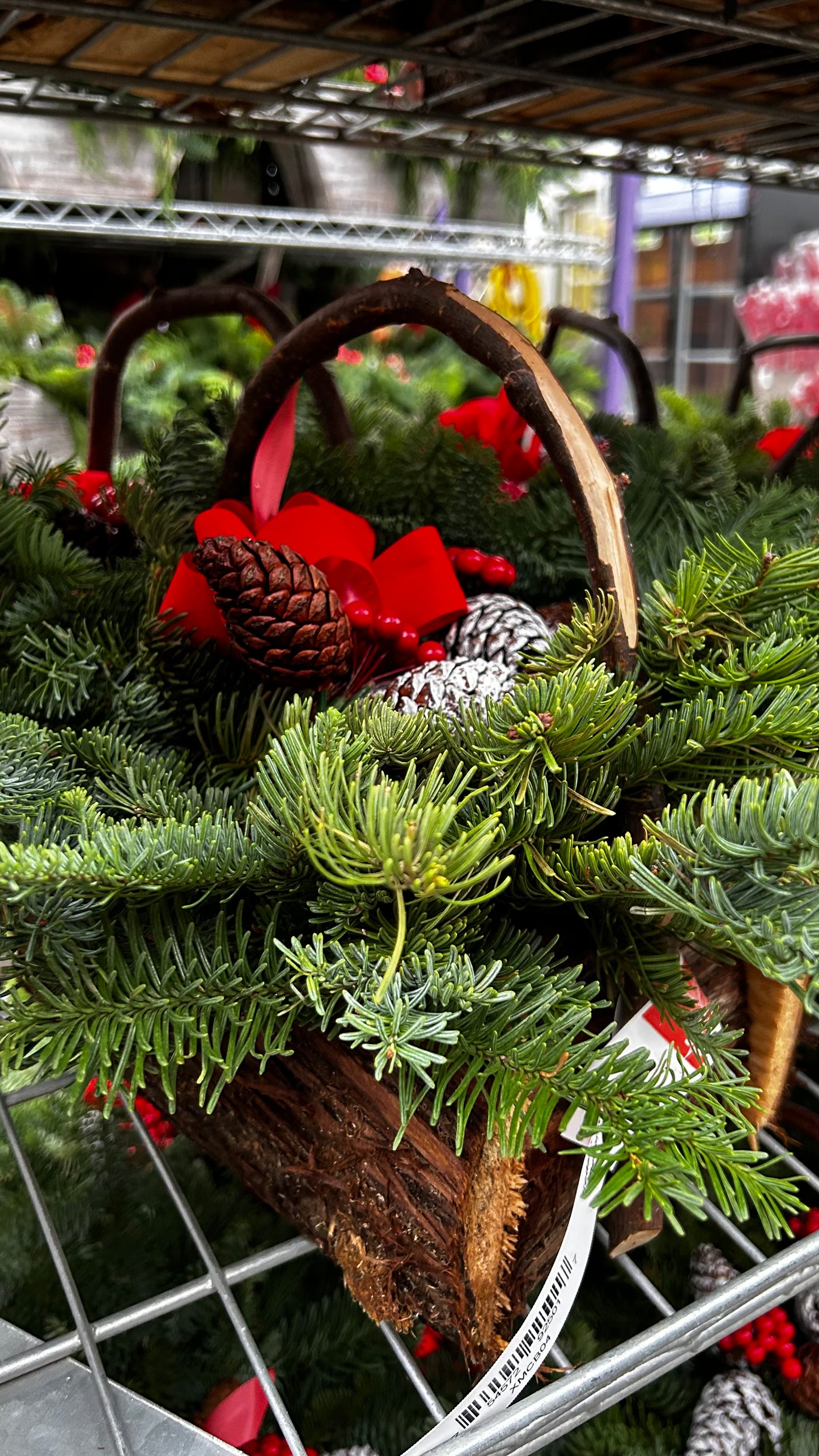 Cedar Log, Small, Decorated Basket (Each)
